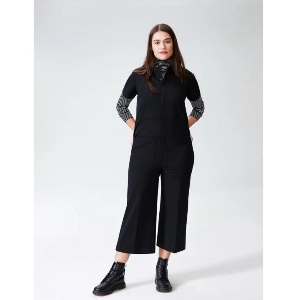 Universal Standard Kate Twill black Jumpsuit Size small (14-16)